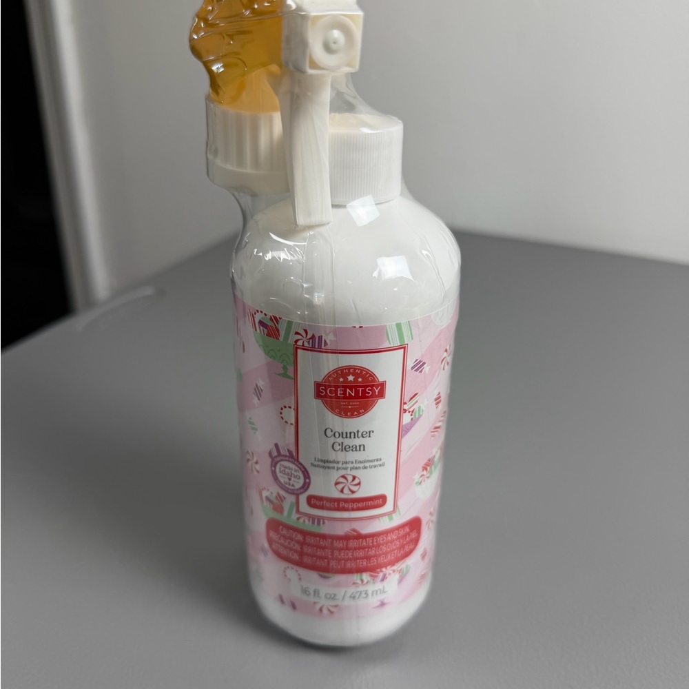 Scentsy Counter Clean Surface Cleaner — Pink & White peppermint retired